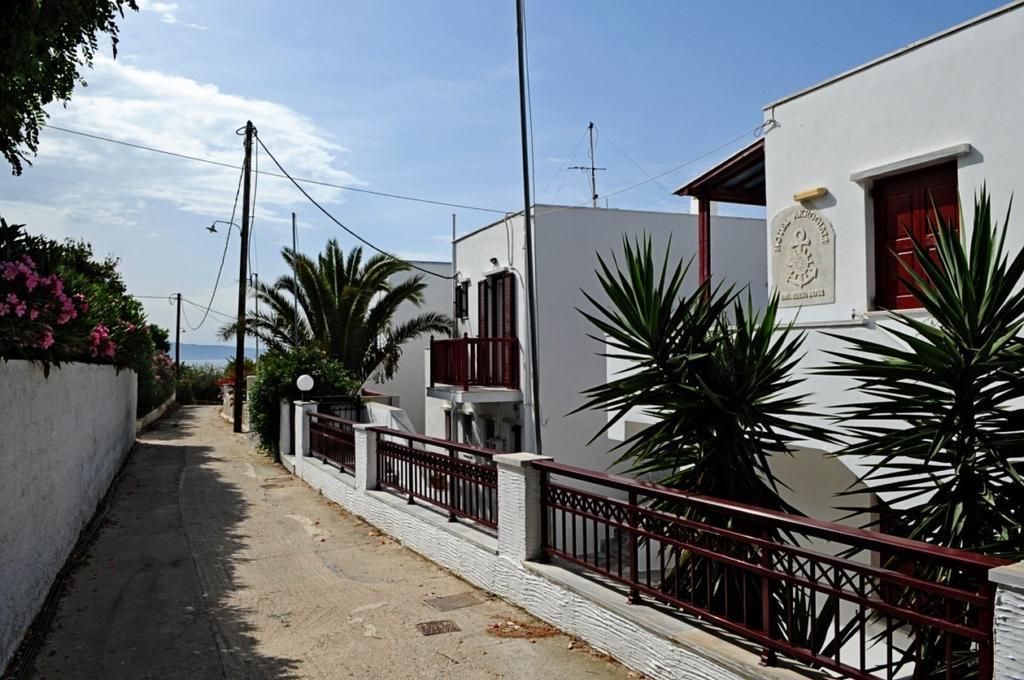 אגיוס סוסטיס Akrogiali Hotel מראה חיצוני תמונה